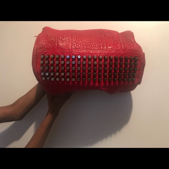 A WANG ROCCO - Picture 2 of 3